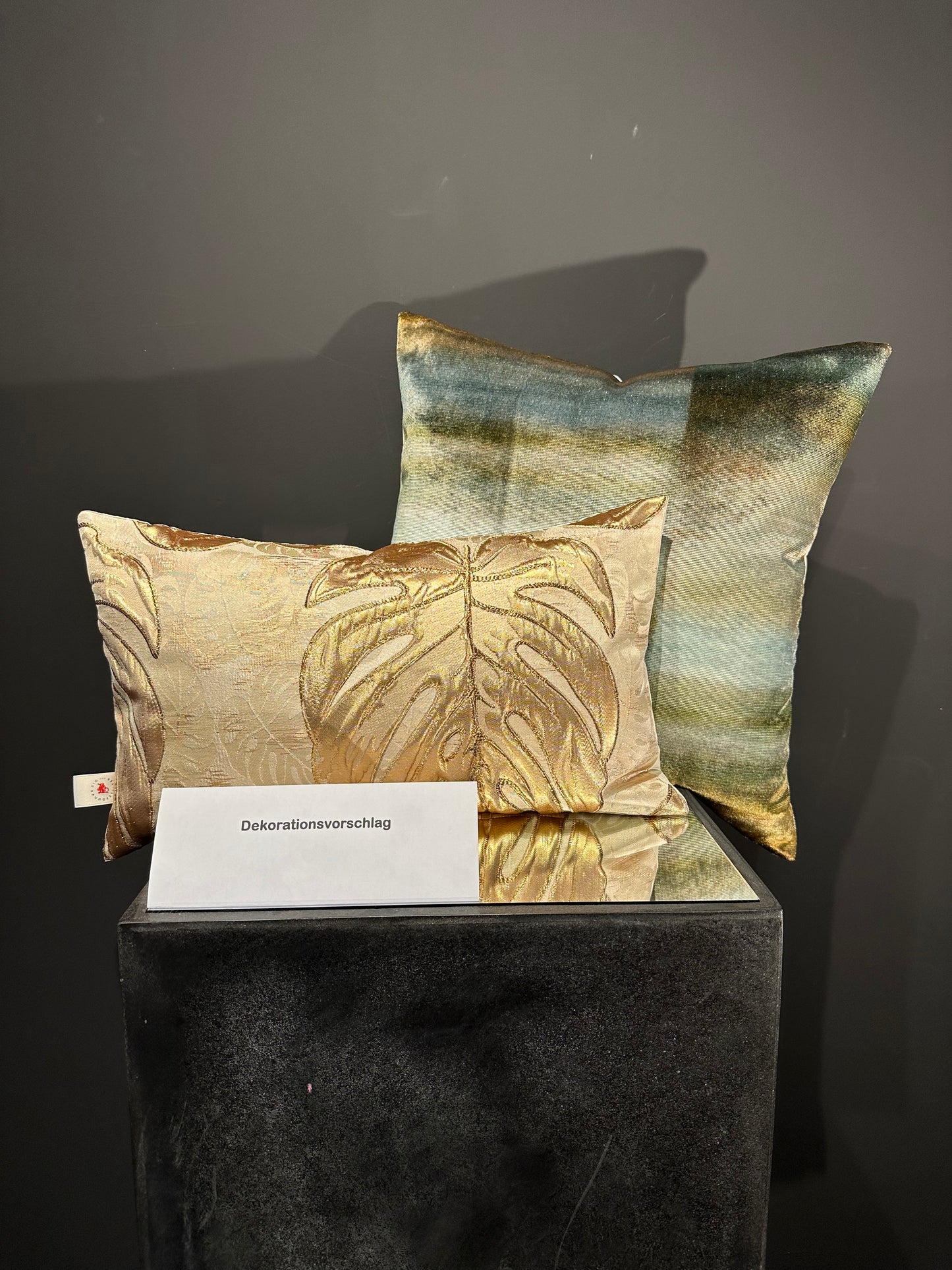 Marisa Verdigris Kissen 50x50cm vom Design Label Zinc