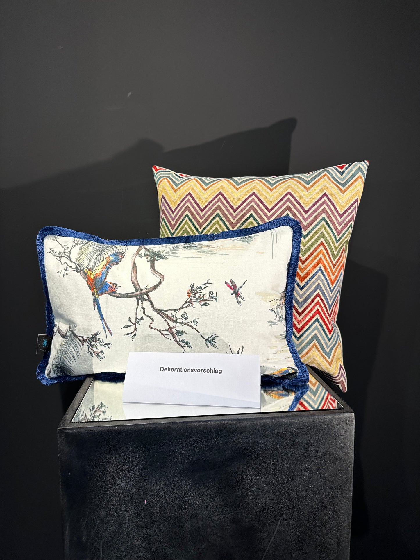 Dschungelzauber hell Birds Kissen mit Fransen blau 30x50cm