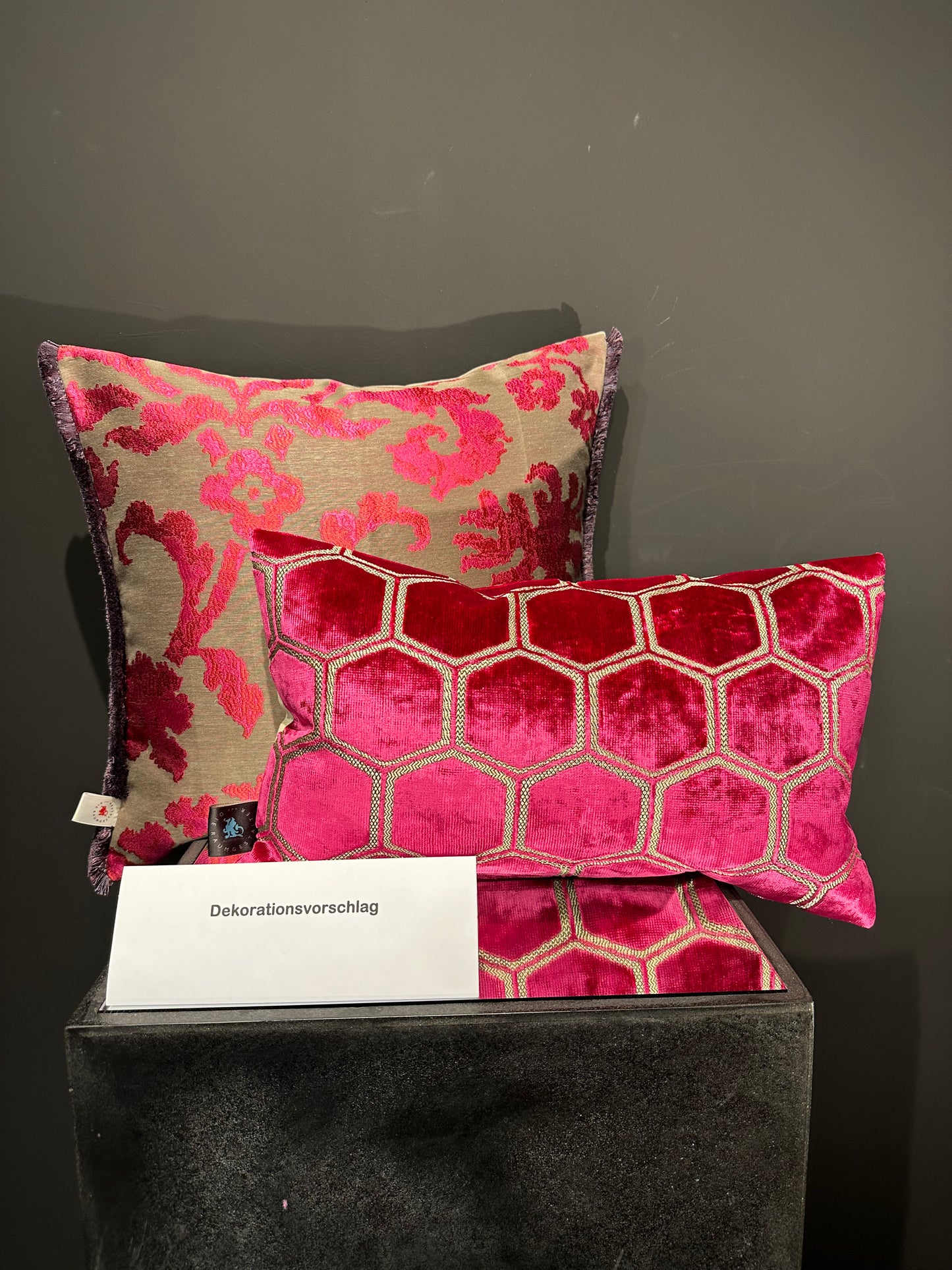 Manipur fuchsia Kissen 30x50cm